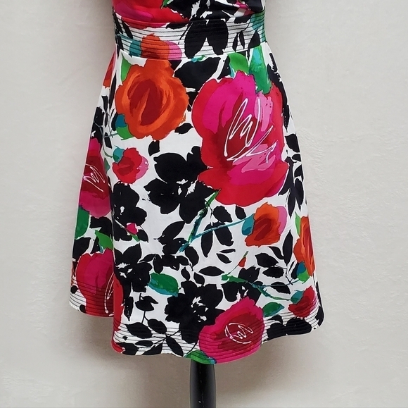 B. Smart Abstract Watercolor Floral Sweetheart V-neck Pin-up A-line Mini Dress - Picture 6 of 14